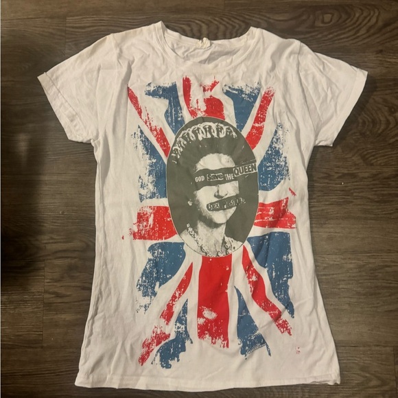Sex pistols concert T-shirt fits like a small​ - Picture 6 of 7